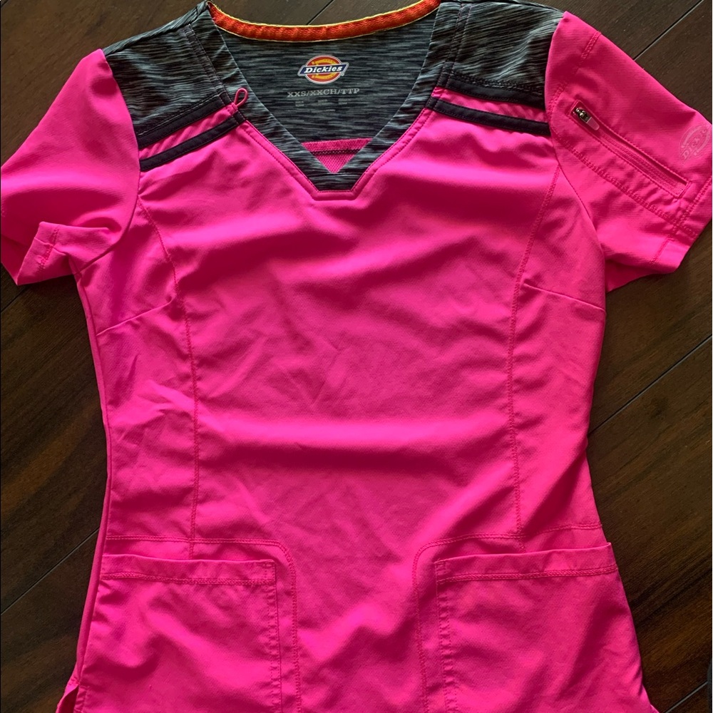 Dickies scrub top